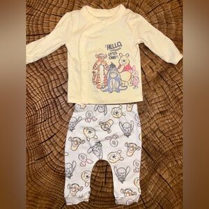 ‼️NWOT: Disney Baby Pooh Bear Matching Set - 0-3M
